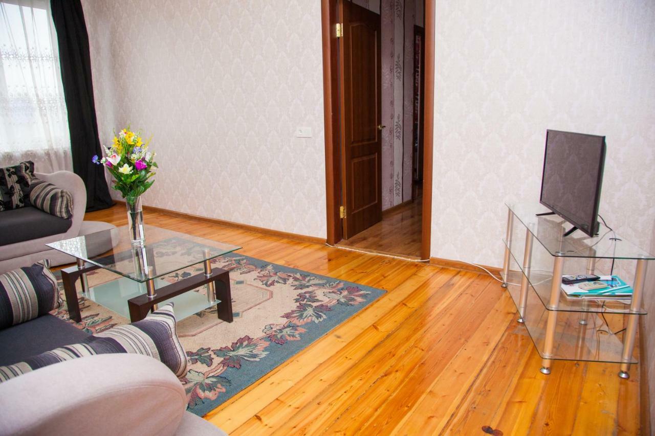 Apartment On Stalevariv Street 7 Zaporizhia Eksteriør billede