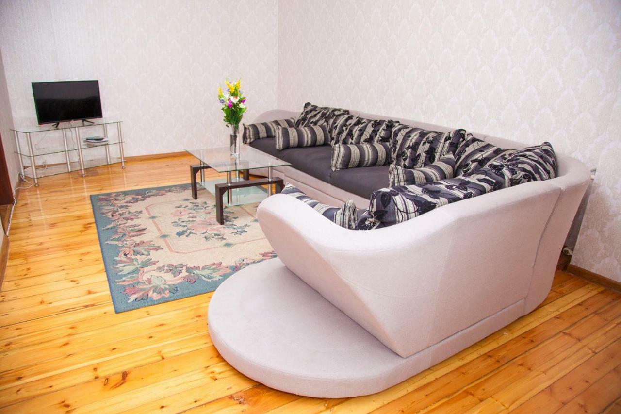 Apartment On Stalevariv Street 7 Zaporizhia Eksteriør billede