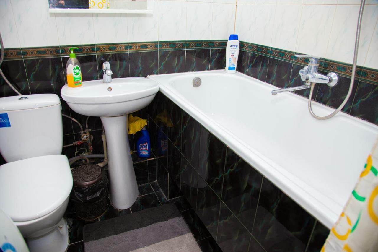 Apartment On Stalevariv Street 7 Zaporizhia Eksteriør billede